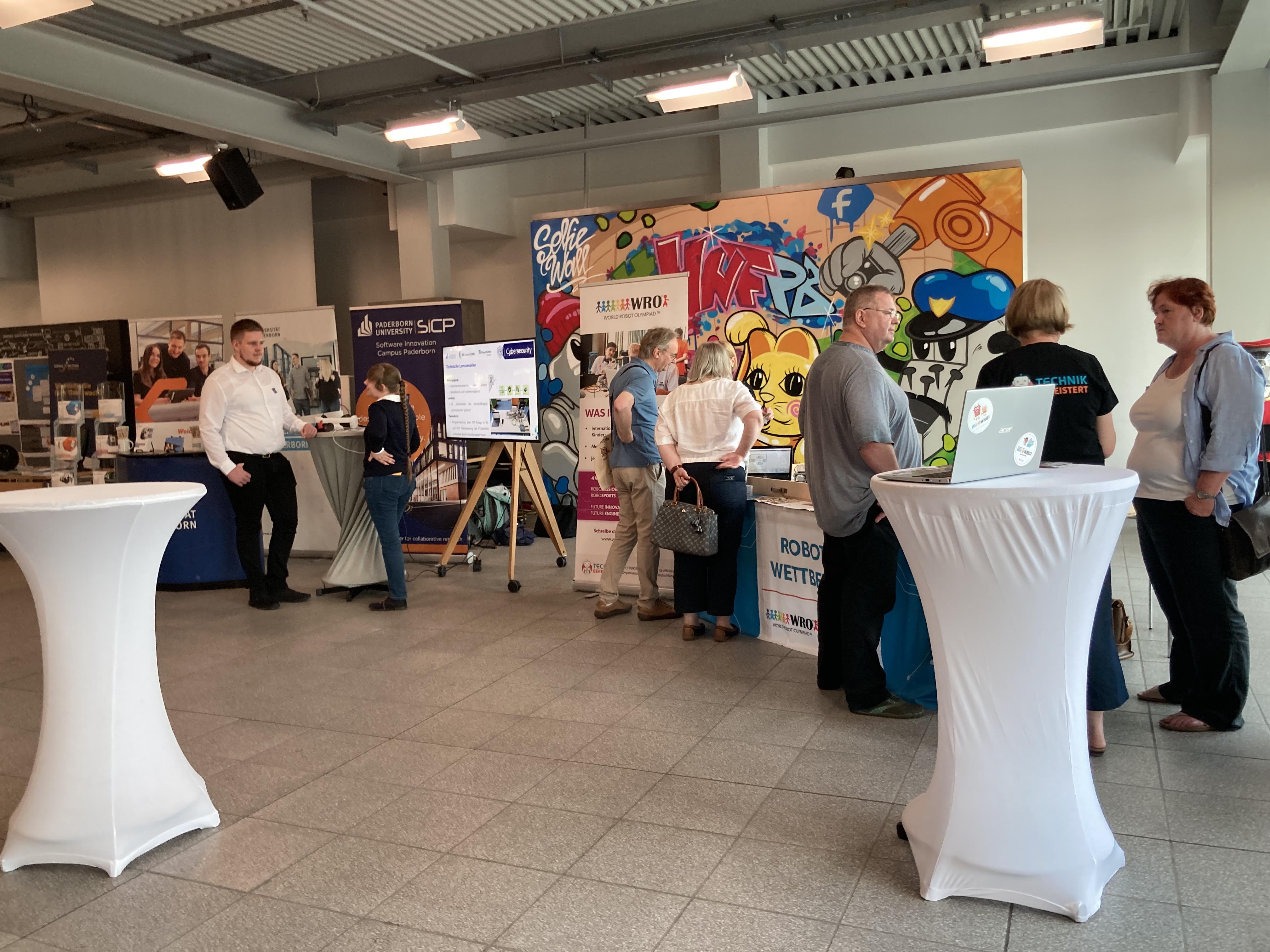 Digitale Schule Stand 2 klein.jpg